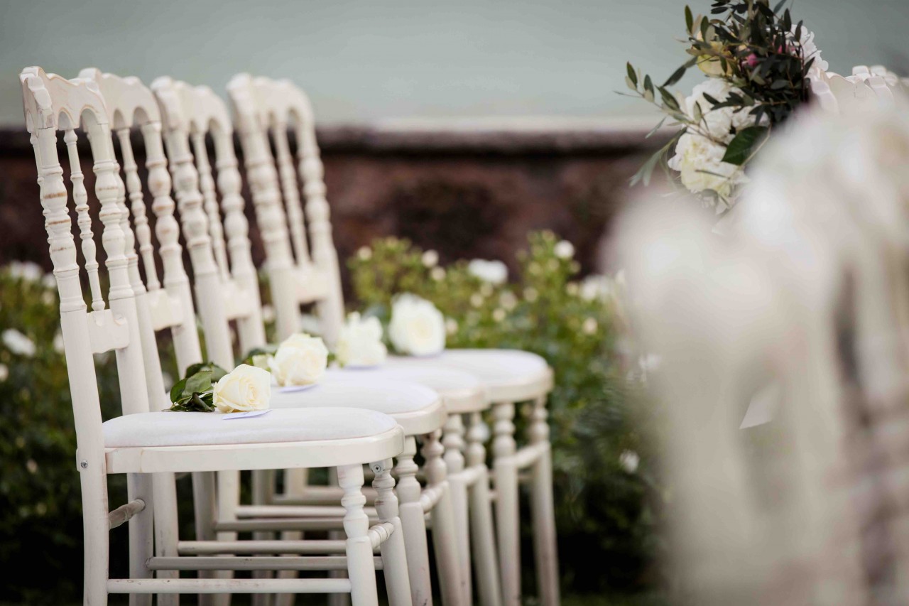 set up ceremony outside