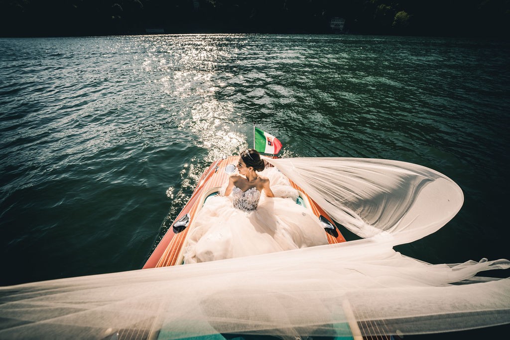Riva luxury boat, Como classic boats